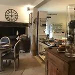 Logis Domaine Du Moulin Hotel