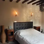 Logis Domaine Du Moulin Hotel 4*