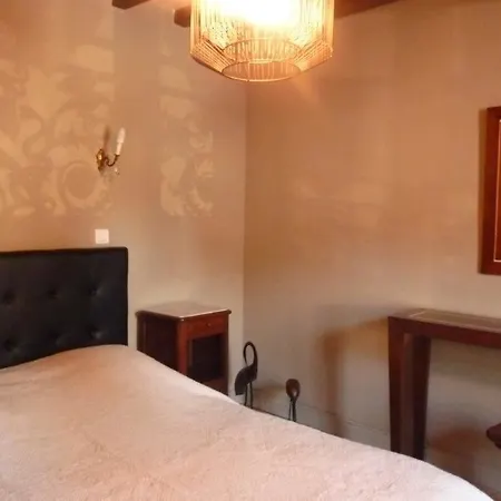 Logis Domaine Du Moulin 호텔 4*