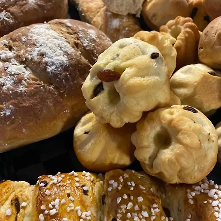 מלון Logis Domaine Du Moulin 4*