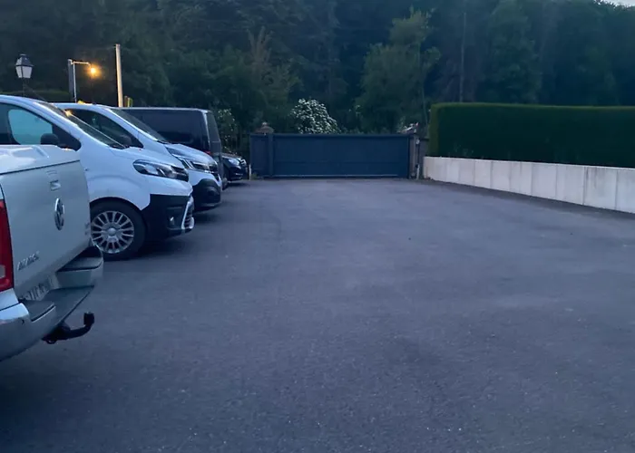 Hotel Logis Domaine Du Moulin Saint-Avold