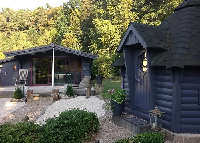 Hotel Logis Domaine Du Moulin