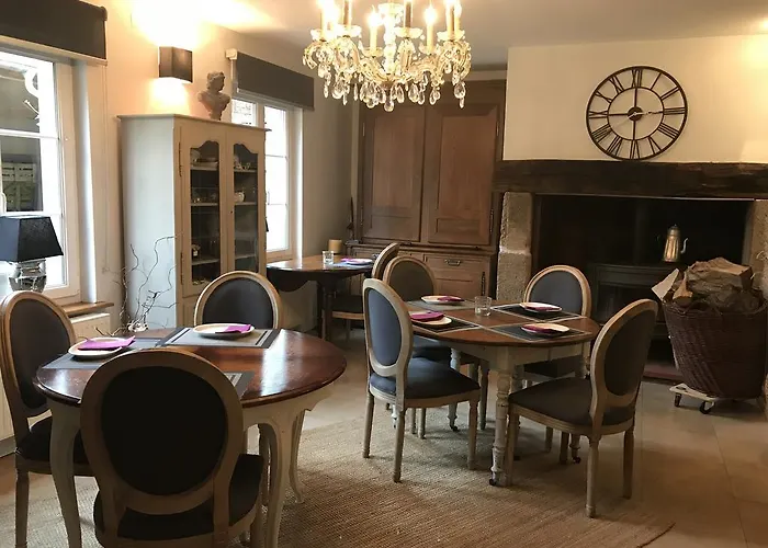 Hotel Logis Domaine Du Moulin