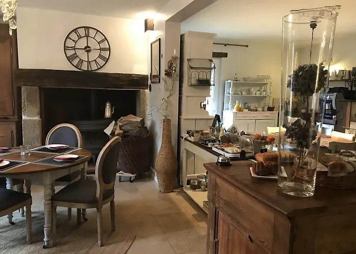 Logis Domaine Du Moulin Hotel