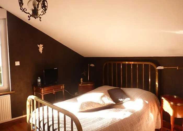 Logis Domaine Du Moulin Hotel