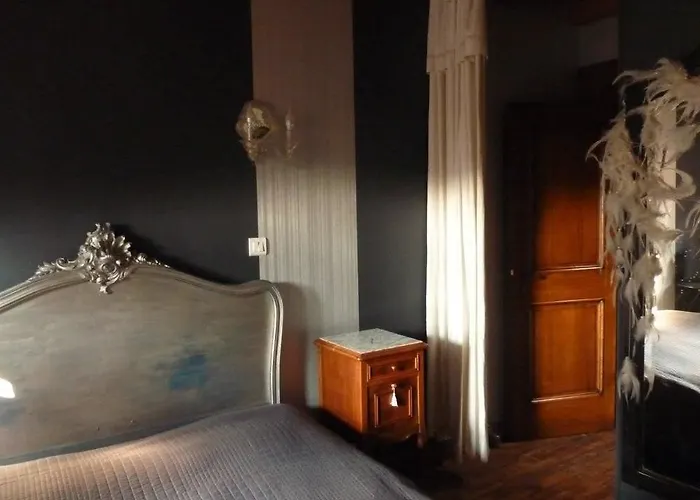 Hotel Logis Domaine Du Moulin 4*