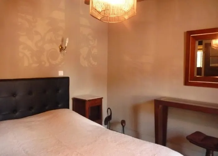 Logis Domaine Du Moulin Hotel 4*