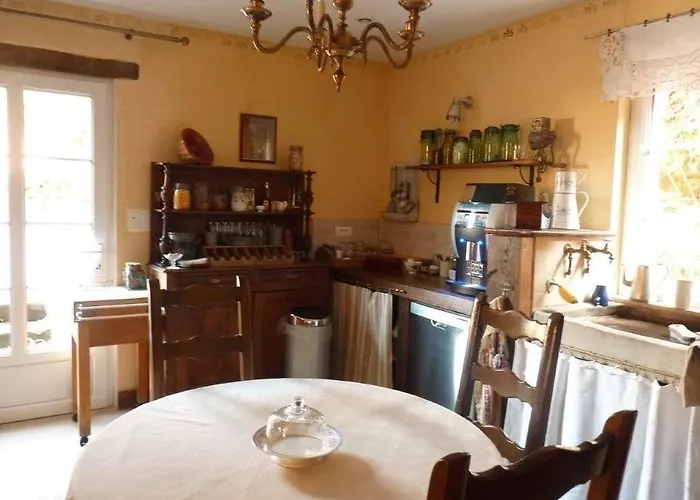 Hotel Logis Domaine Du Moulin