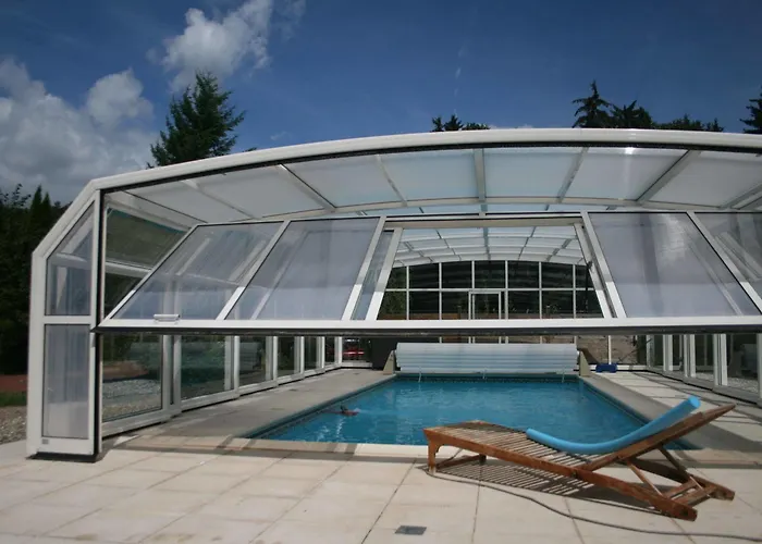 Hotel Logis Domaine Du Moulin 4*